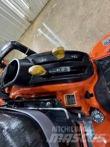 Kubota BX23S 曳引機