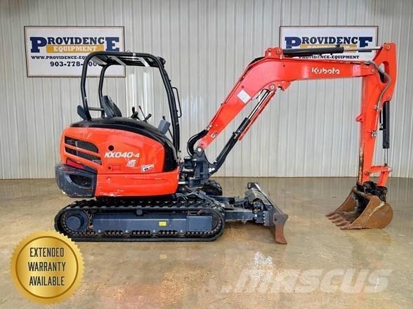 Kubota KX040-4 小型挖土機/掘鑿機<7t(小型挖掘機)