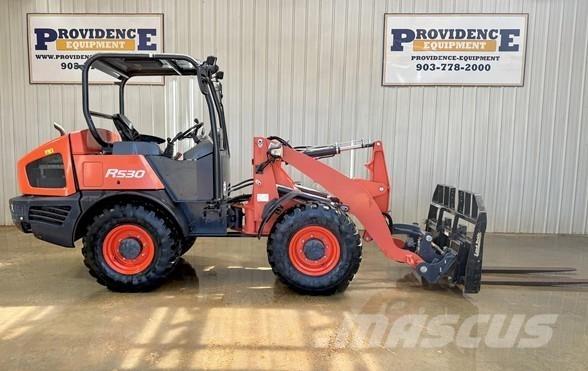 Kubota R530 輪胎式裝載機