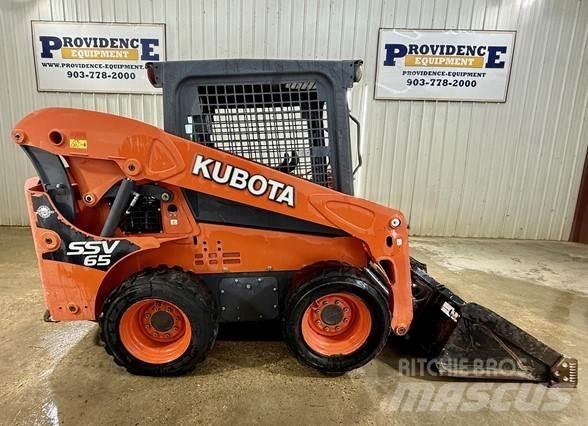 Kubota SSV65 滑移轉向裝載機