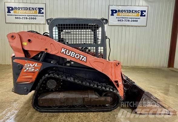 Kubota SVL75-2 滑移轉向裝載機