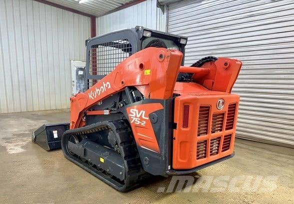 Kubota SVL75-2 滑移轉向裝載機