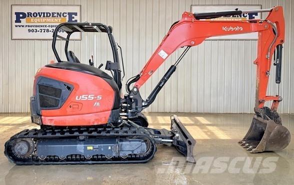 Kubota U55-5 小型挖土機/掘鑿機<7t(小型挖掘機)