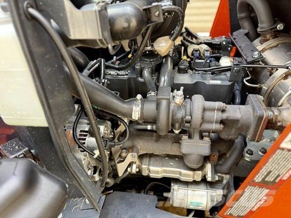Kubota ZD1611 零迴轉割草機
