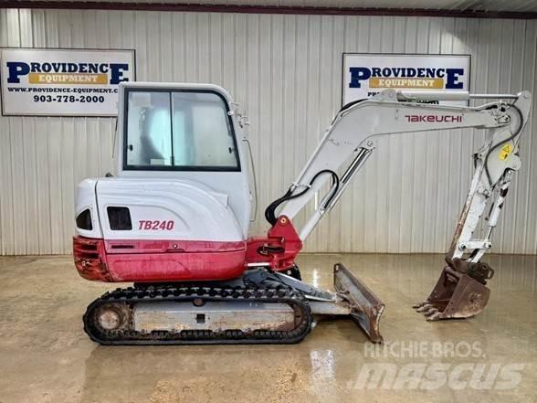 Takeuchi TB240 小型挖土機/掘鑿機<7t(小型挖掘機)