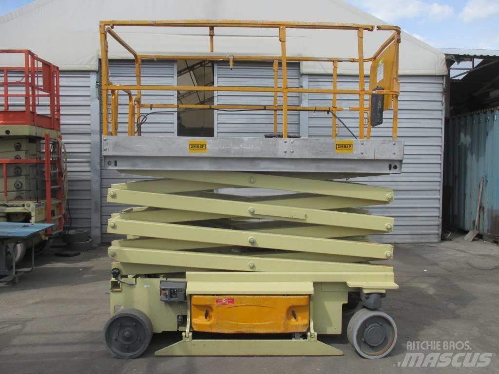 JLG 3246 ES 剪式升降機