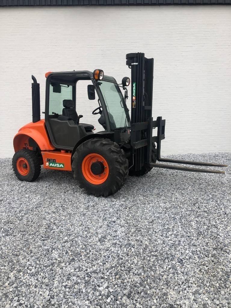 Ausa C 250 H X2 柴油卡車