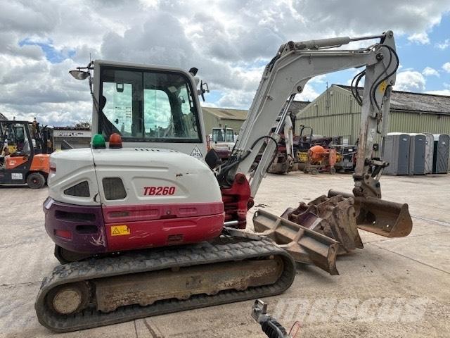 Takeuchi TB 260 小型挖土機/掘鑿機<7t(小型挖掘機)