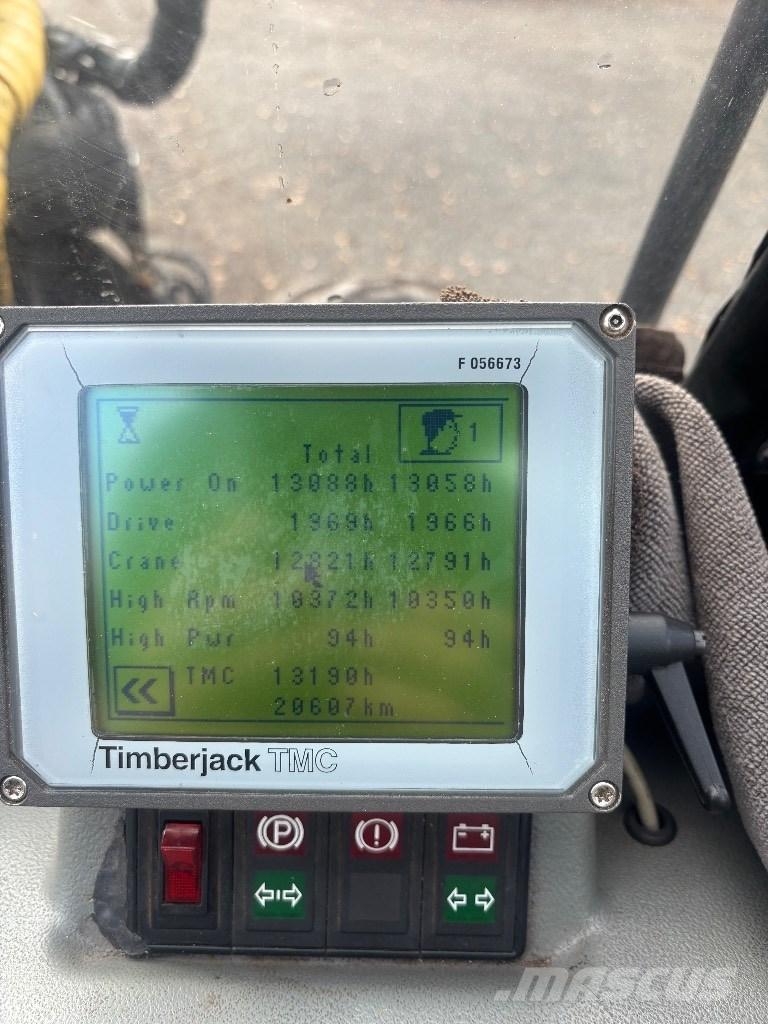 Timberjack 1270b 收穫機