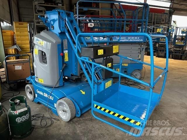Genie GR-26J 伸縮臂高空作業車