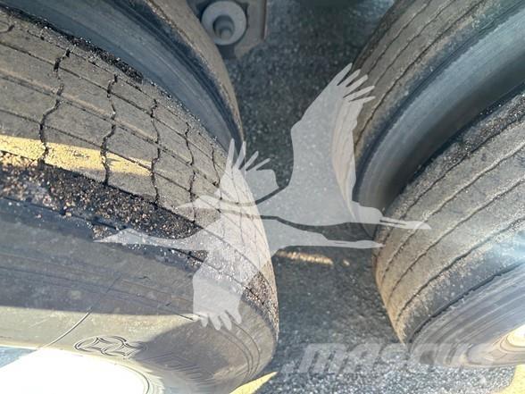 Utility 3000R 控溫式半拖車