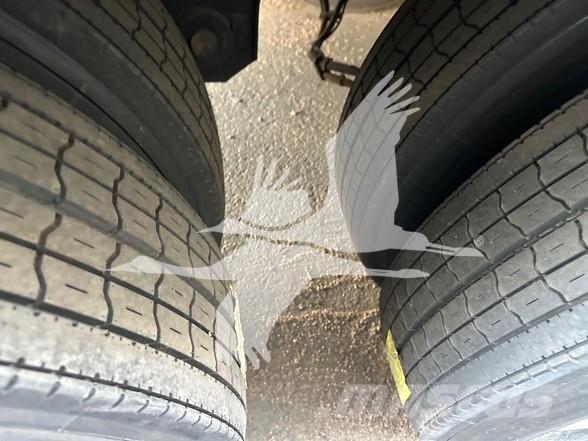 Utility 3000R 控溫式半拖車