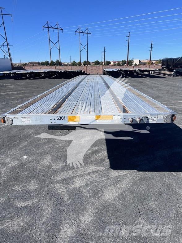 Utility 4000AE 平台/側卸半拖車