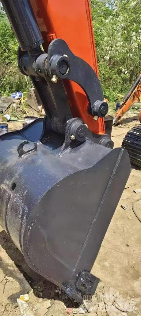 Doosan DX60 小型挖土機/掘鑿機<7t(小型挖掘機)