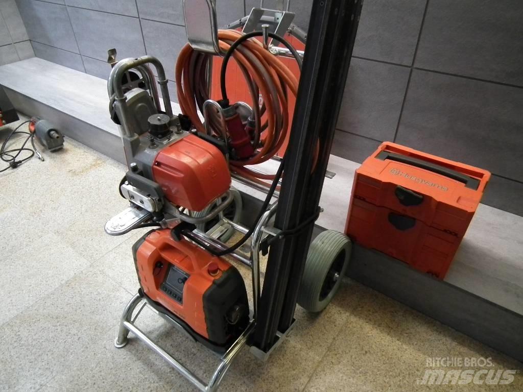Husqvarna WS220 岩石和混凝土鋸