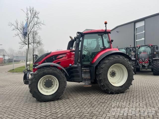 Valtra T144 Hitech 曳引機