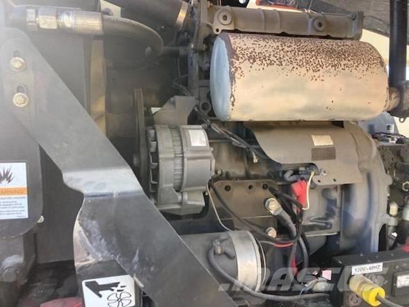 JLG 450 AJ II 曲臂高空作業車