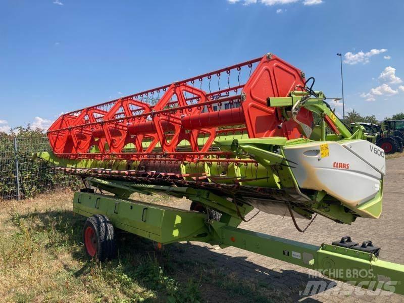 CLAAS TUCANO 570 聯合收穫機
