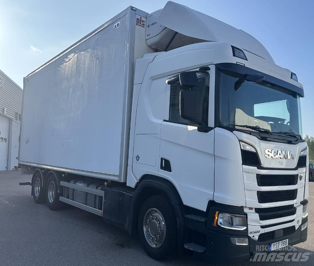 Scania R520B6X2NB 貨箱式卡車