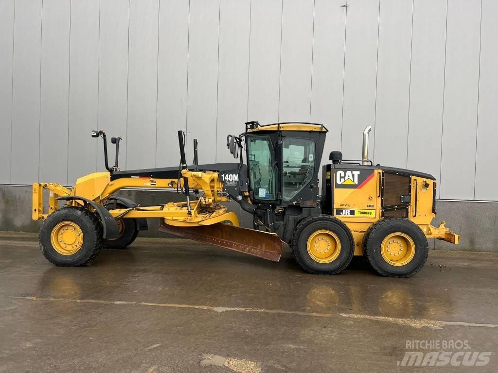CAT 140 M AWD 平土機