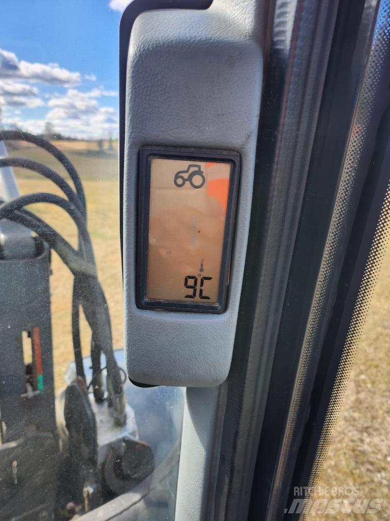 Valtra M 120 曳引機