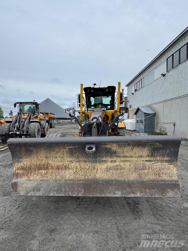 Volvo G 930 平土機