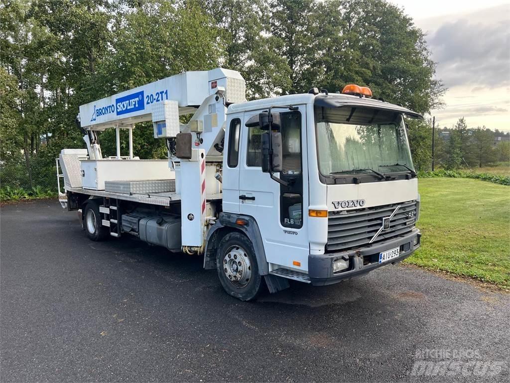 Volvo FL610 4X2 起重機卡車