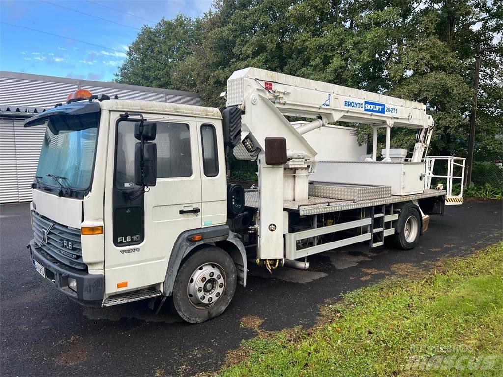 Volvo FL610 4X2 起重機卡車