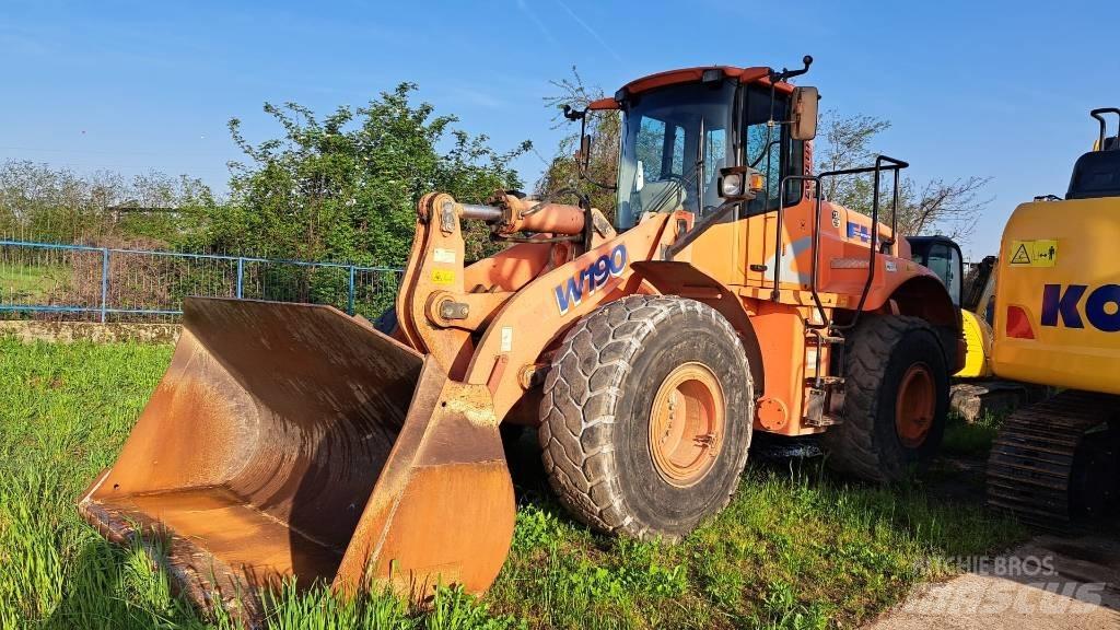 Hitachi W190 輪胎式裝載機