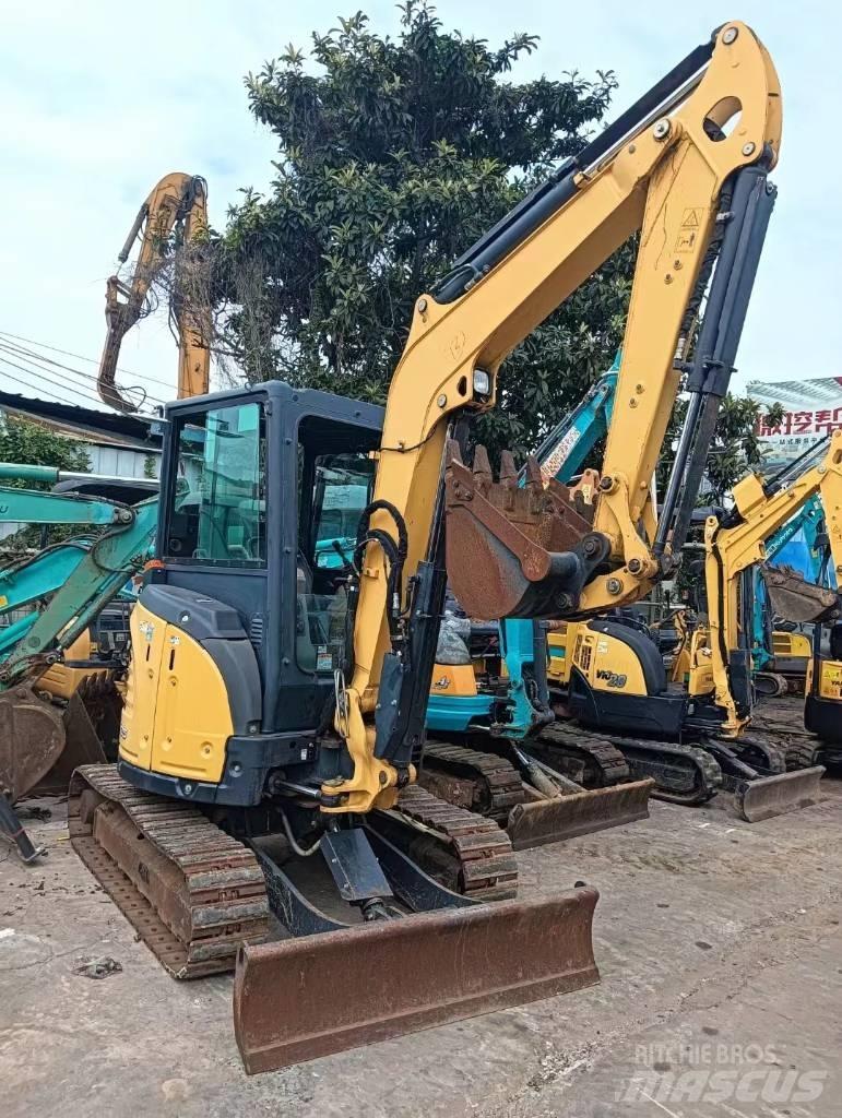 Yanmar Vio 35 小型挖土機/掘鑿機<7t(小型挖掘機)