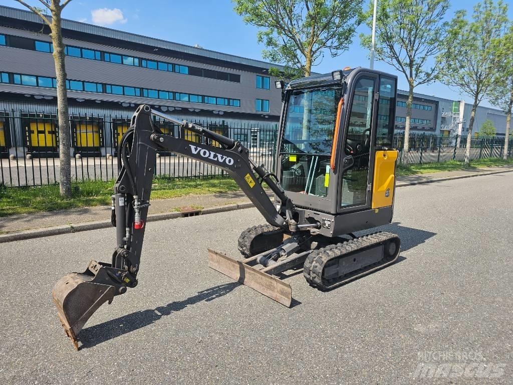 Volvo EC 18 E 小型挖土機/掘鑿機<7t(小型挖掘機)