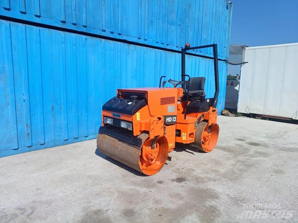 Hamm HD 12 雙輪滾壓機