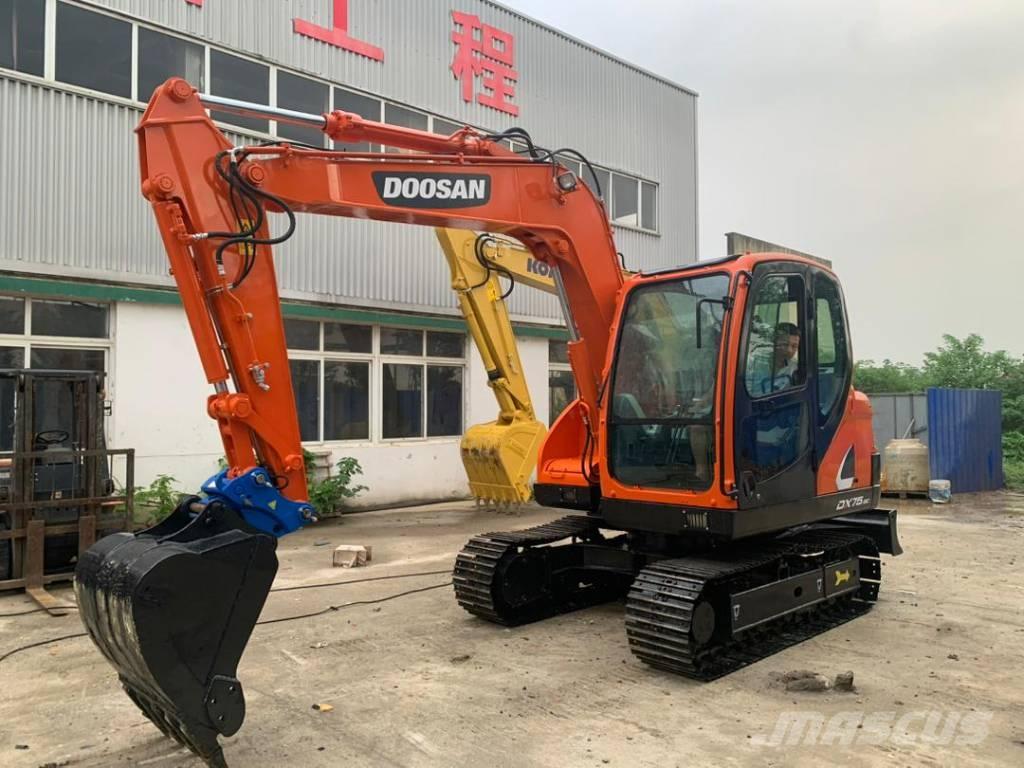 Doosan DX 75-9 C 中型挖土機/掘鑿機/挖掘機 7t-12t