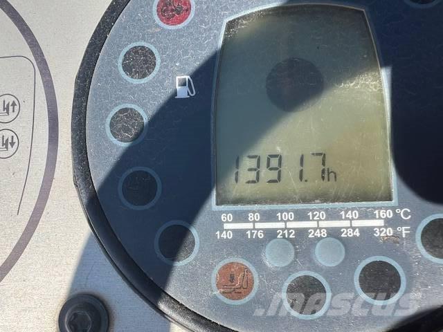 Bomag BW 100 AD-5 雙輪滾壓機