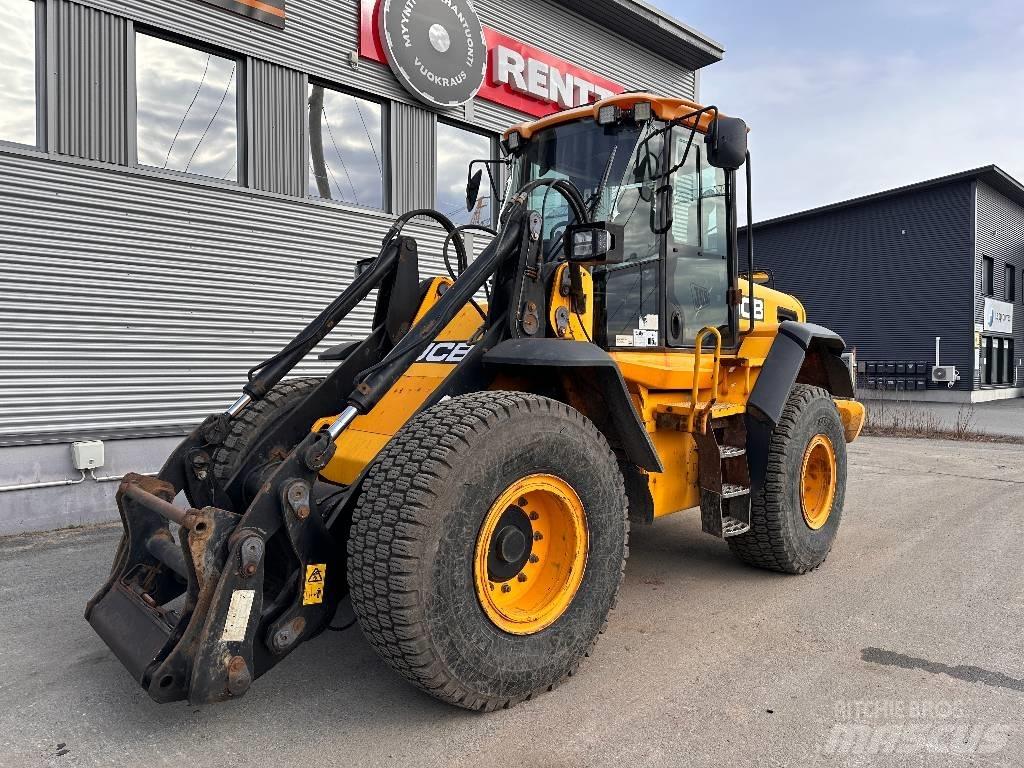 JCB 426 E 輪胎式裝載機