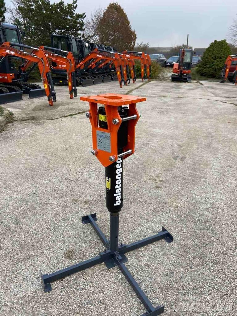 OCM Törőfej tüskével 反鏟裝載機