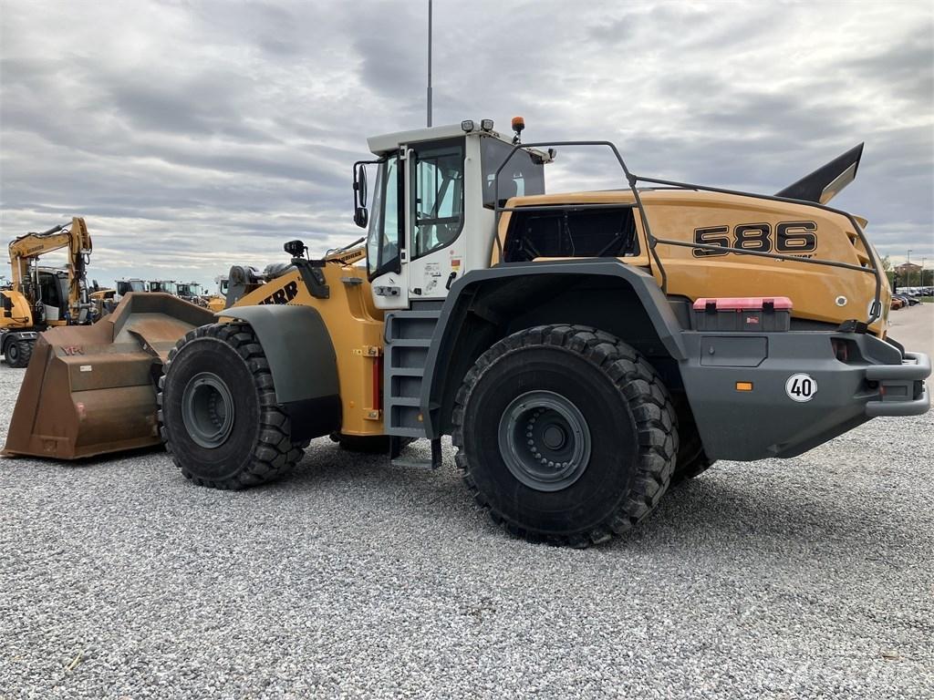 Liebherr L586 Xpower 輪胎式裝載機