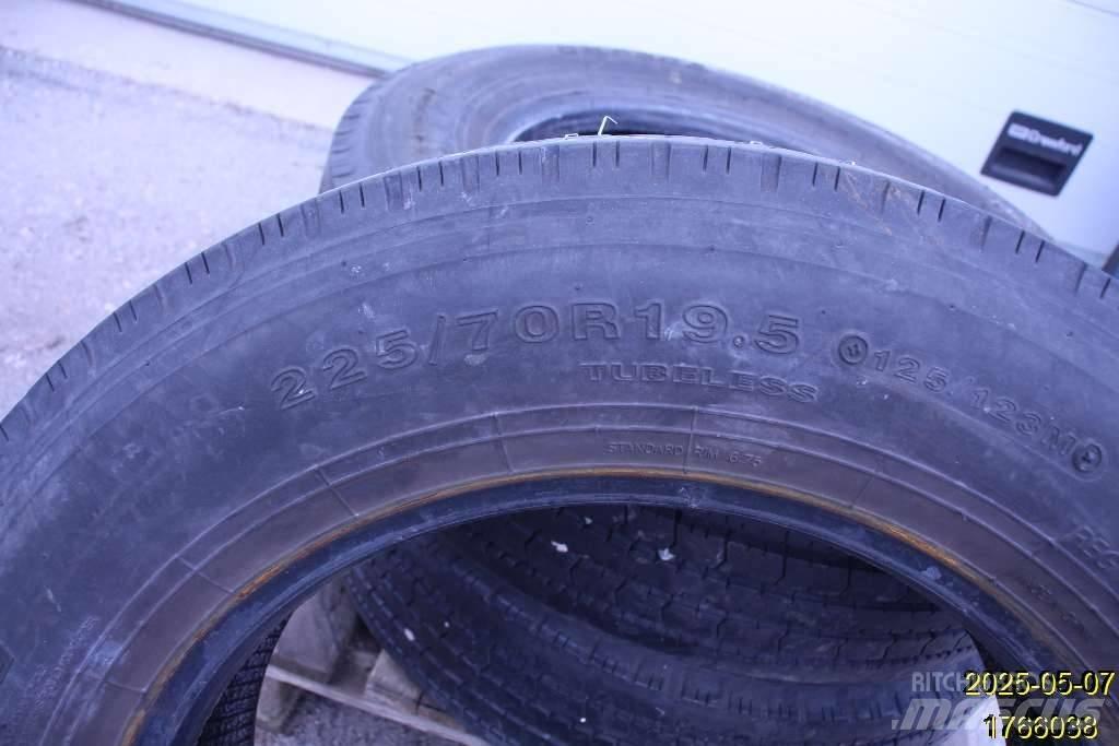 Goodride CR960A 輪胎、車輪和輪圈