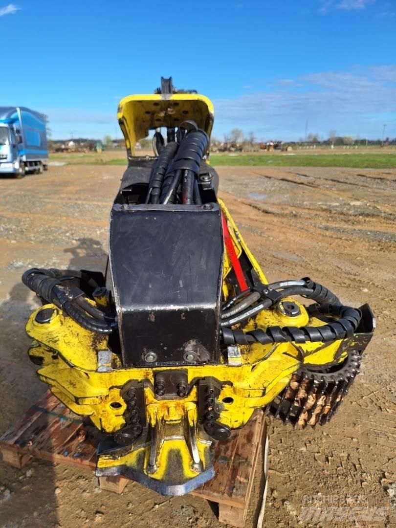 John Deere H270 收穫機頭