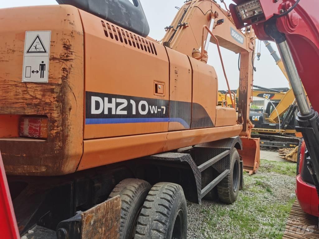 Doosan DH 210 W-7 旋轉式挖土機/掘鑿機/挖掘機