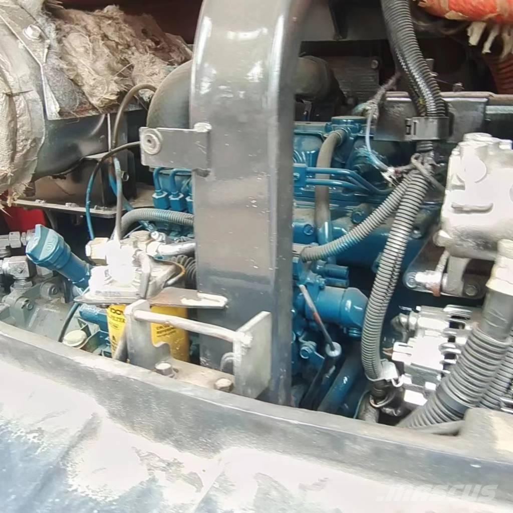 Kubota KX 183 小型挖土機/掘鑿機<7t(小型挖掘機)