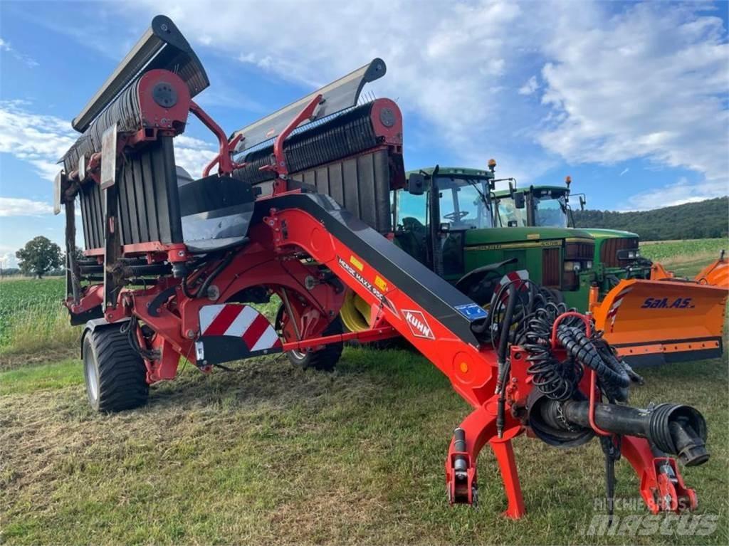 Kuhn MergeMaxx950 堆草機