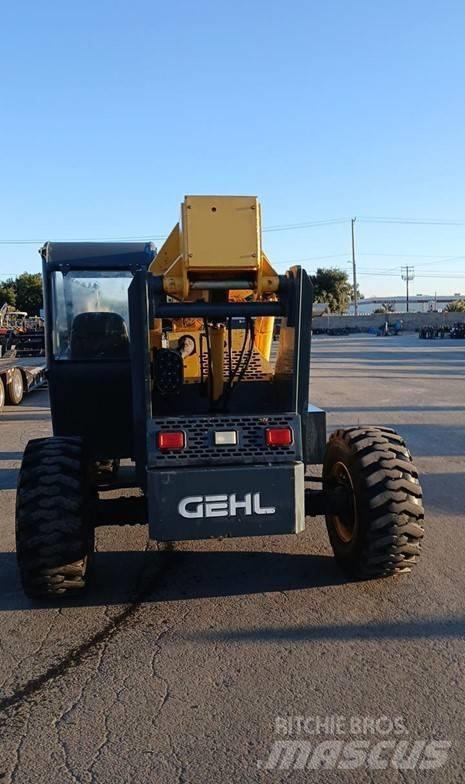 Gehl RS6-34 伸縮臂操作車