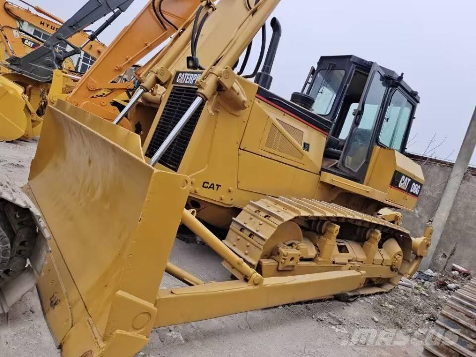 CAT D 6 G 履帶推土機