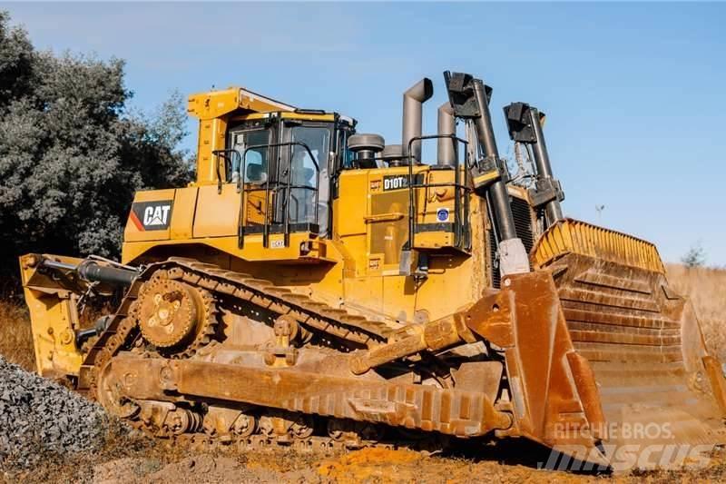 CAT D10T 履帶推土機