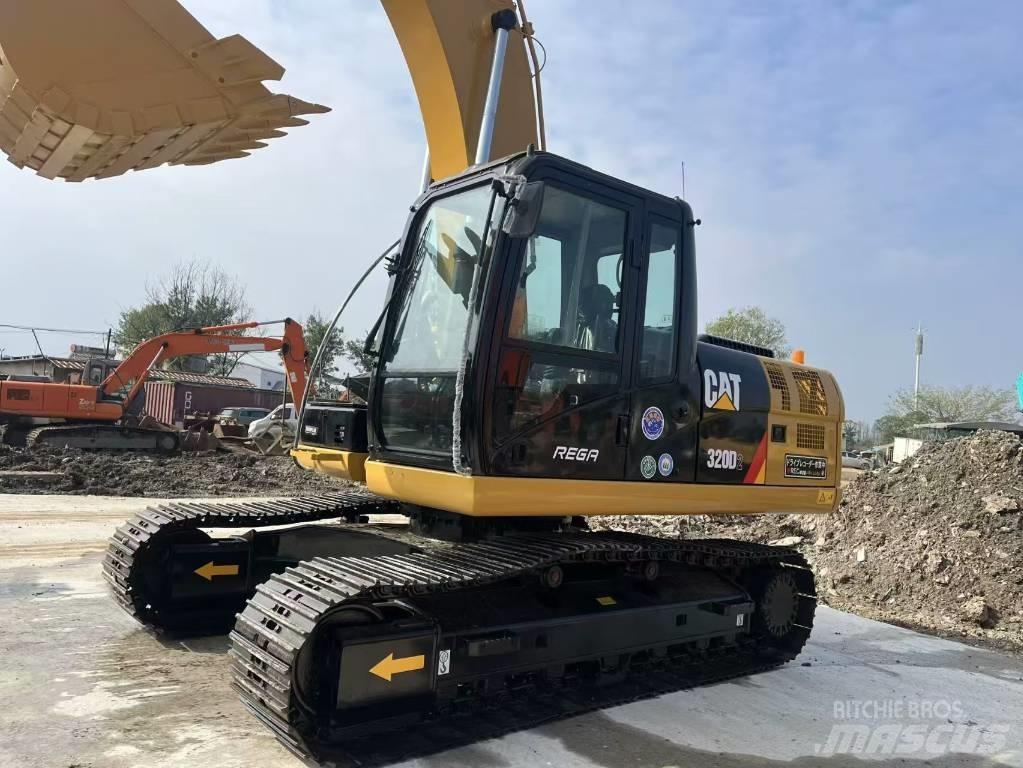 CAT 320 D 履帶式 挖土機/掘鑿機/挖掘機
