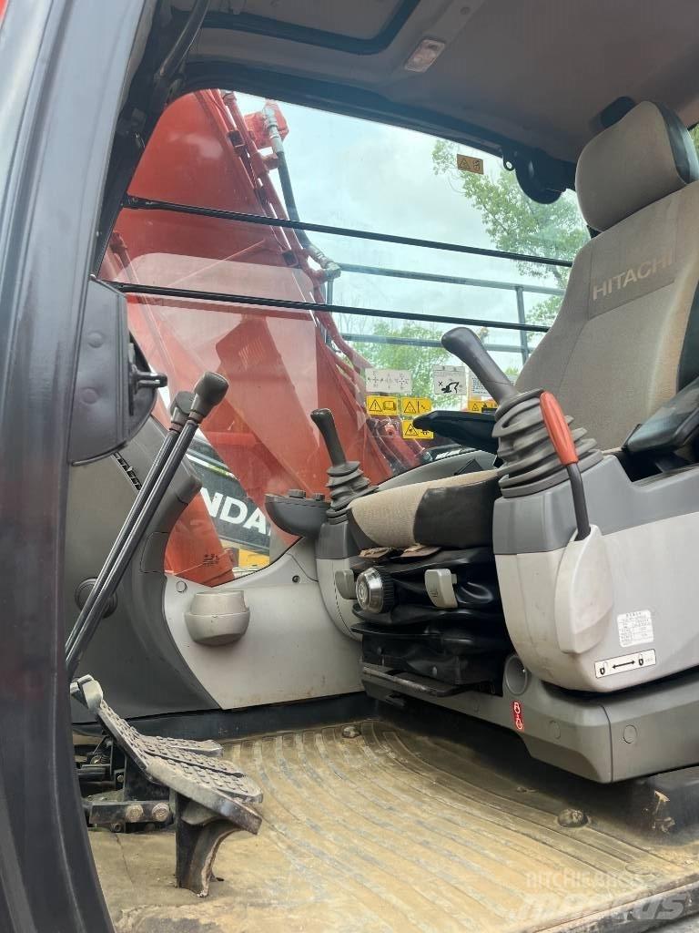 Hitachi 130 履帶式 挖土機/掘鑿機/挖掘機