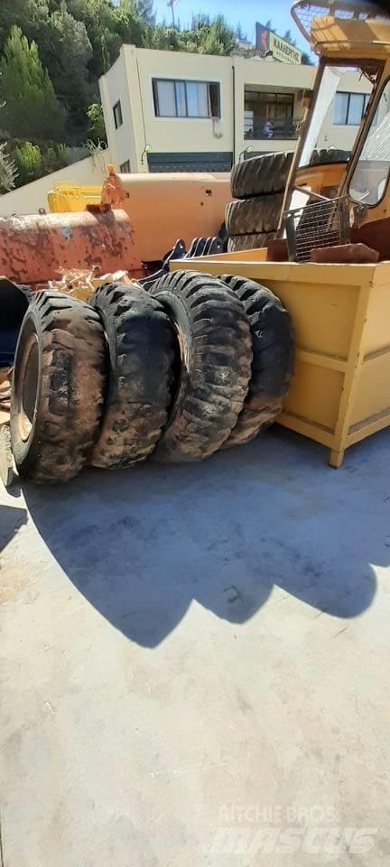 Goodyear 14.00-24 輪胎、車輪和輪圈