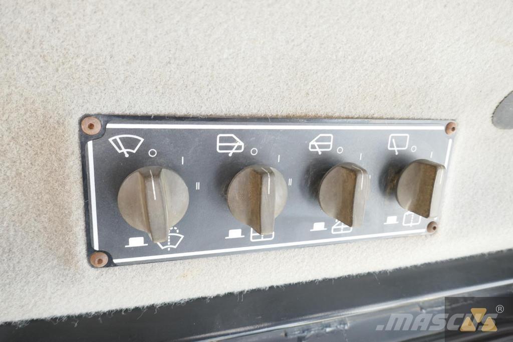 CAT D6T LGP 履帶推土機