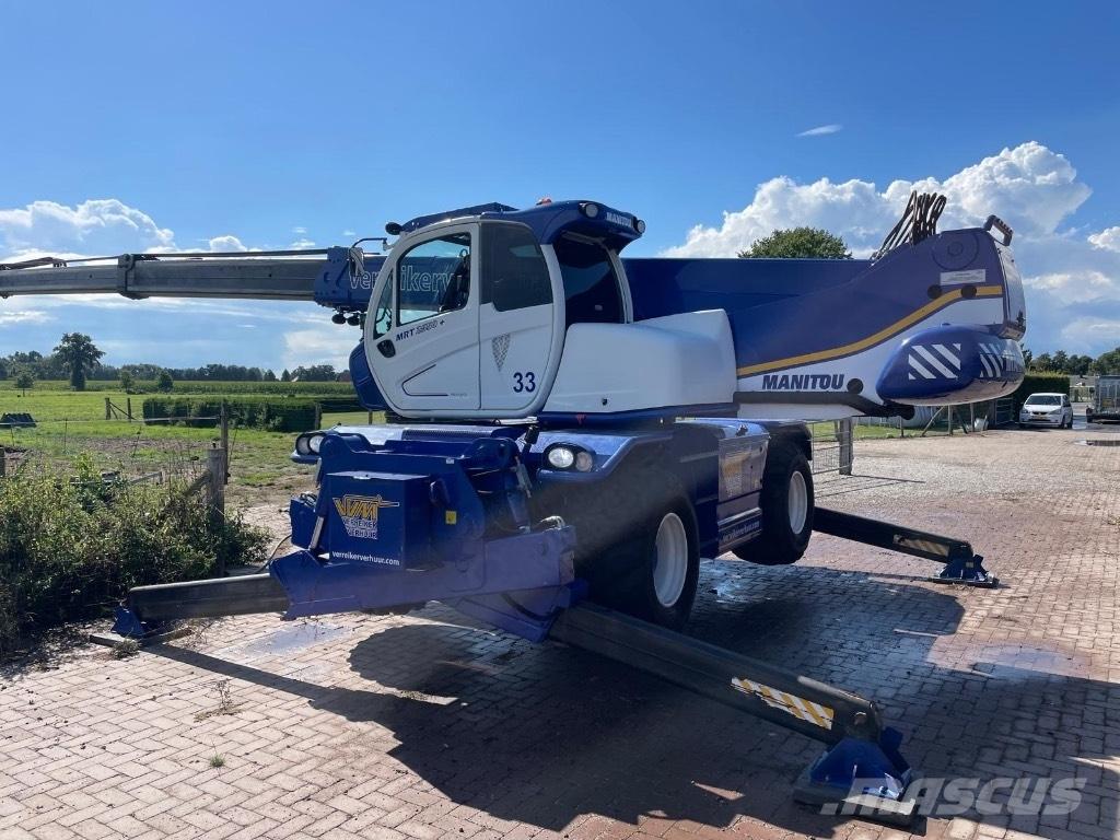 Manitou MRT 2550 伸縮臂操作車
